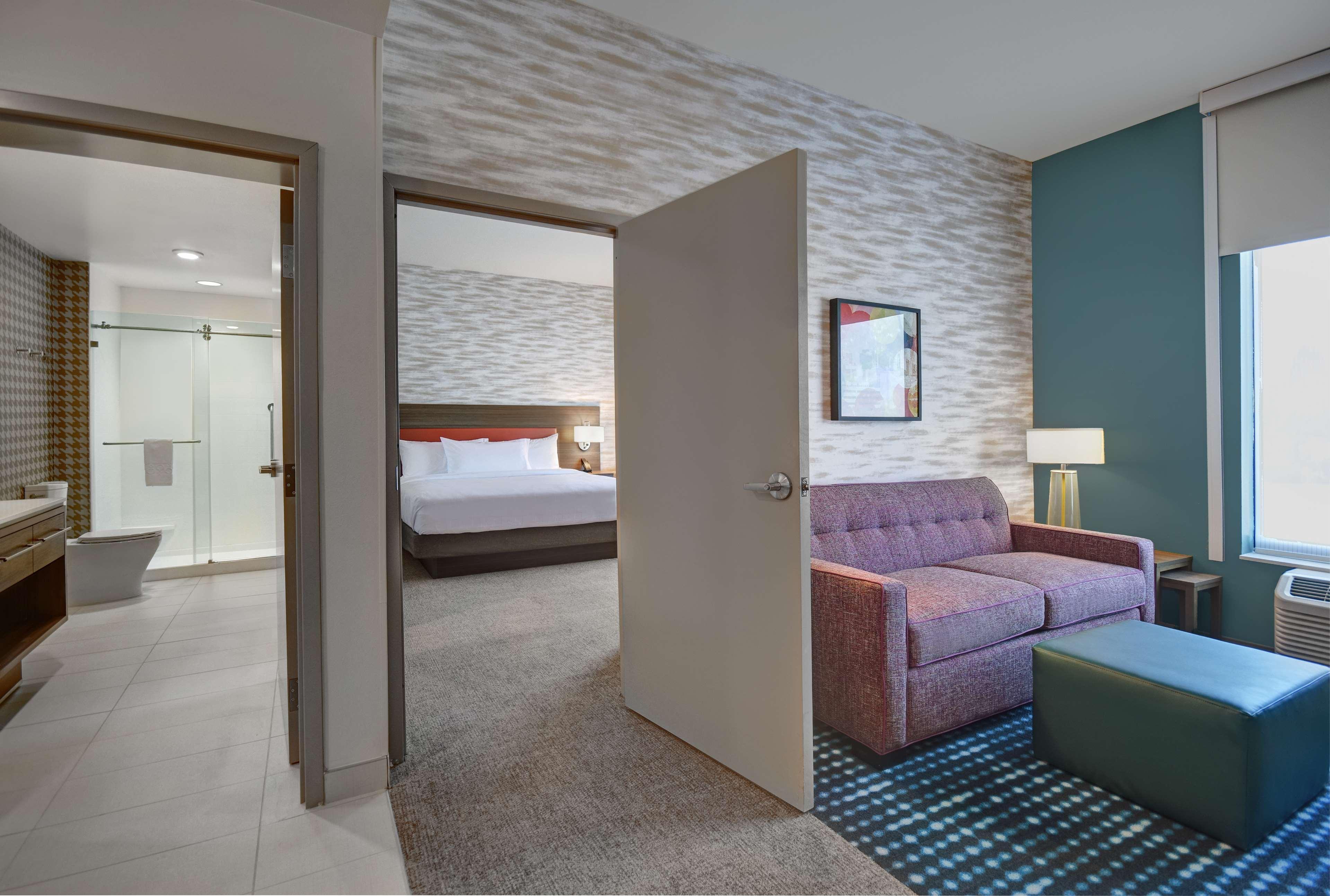 Home2 By Hilton North I-540 Hotel 3*